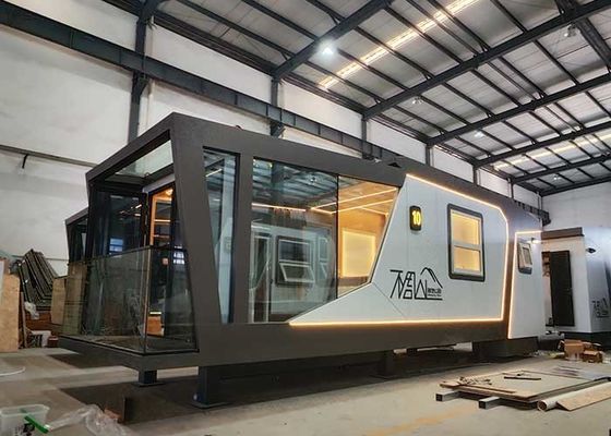 Capsule préfabriquée de luxe avec cadre en acier léger