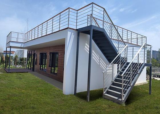 Maison modulaire préfabriquée Bungalow en bois préfabriqué avec cadre en acier léger