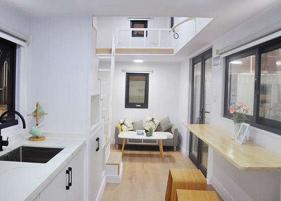 Maison moderne avec cuisine et salle de bains Luxe maison préfabriquée sur roues