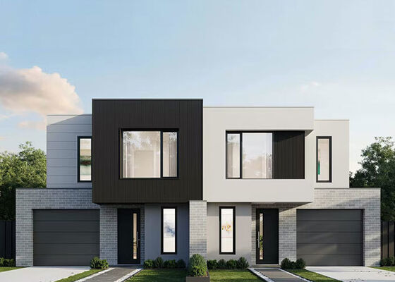 Kits de maisons préfabriquées en acier préfabriqué en Chine avec panneaux sandwich 40 pieds, villas de luxe étanches