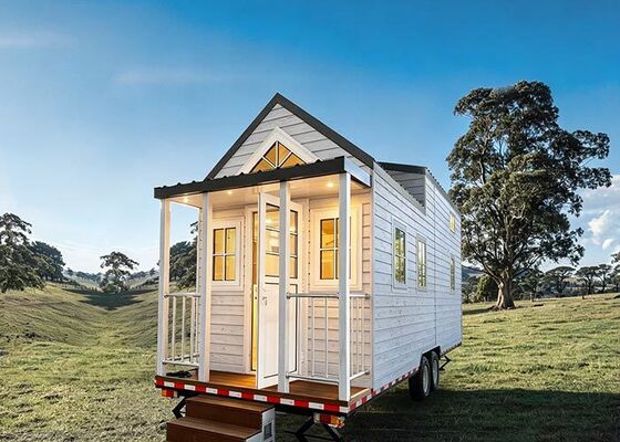 Camping-car préfabriqué Alanber Tiny House sur roues avec chambre et salle de bain